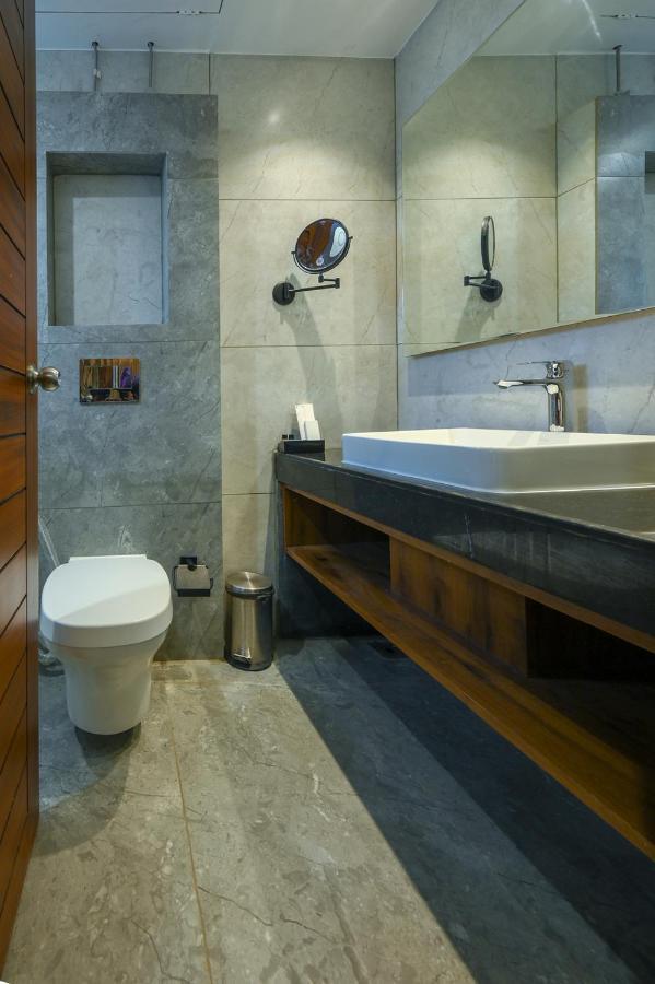 Hotel The Shivalik Bhubaneswar Exterior foto